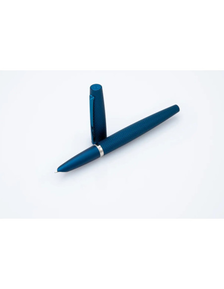 Caneta Diplomat Viper Blue Guilloche F/M D41302023