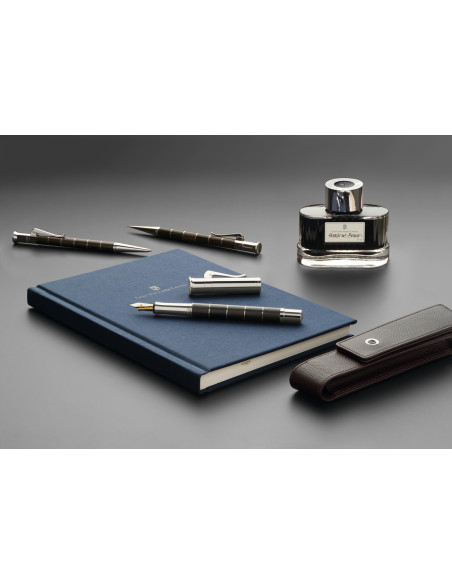 Notebook Capa de linho A4 Graf Von Faber-Castell Azul 188635